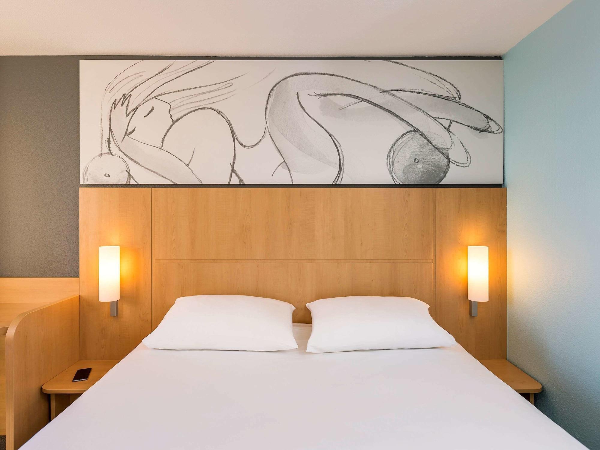 Ibis Roscoff Hotel Bagian luar foto