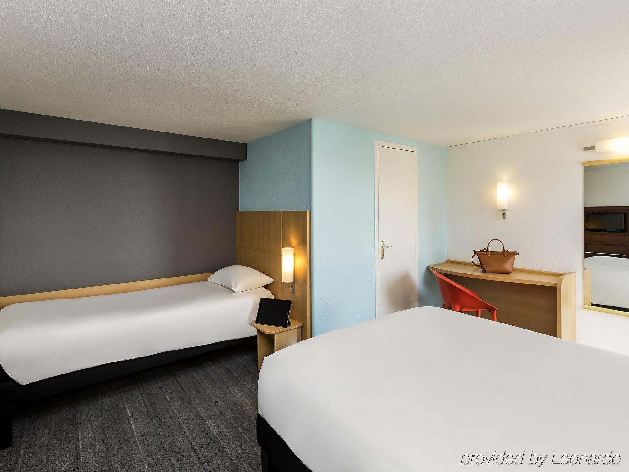 Ibis Roscoff Hotel Bagian luar foto