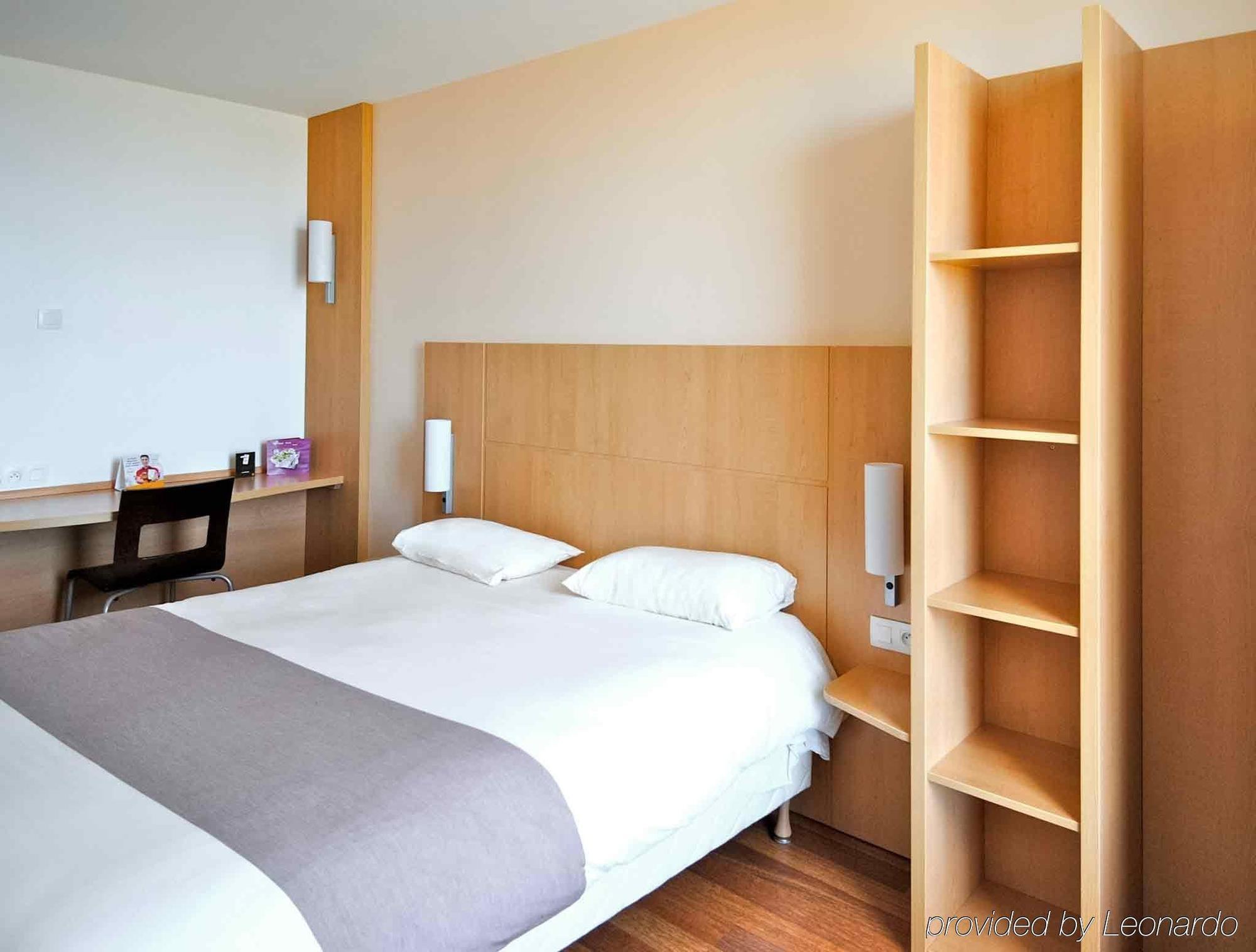 Ibis Roscoff Hotel Bagian luar foto
